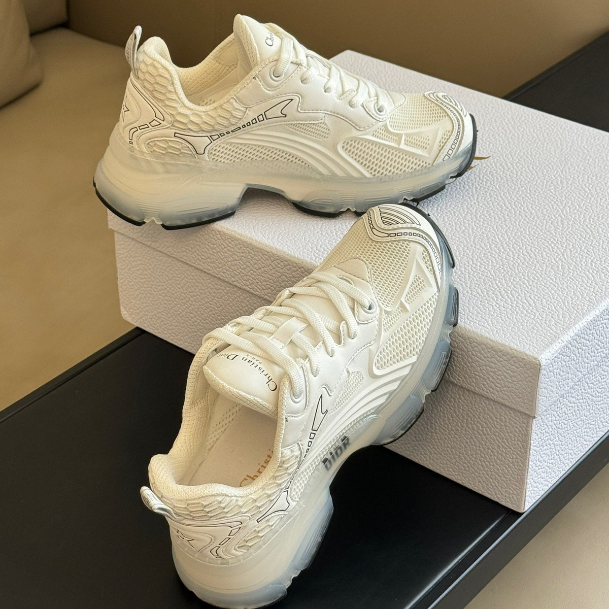 CD VIBE SNEAKERS