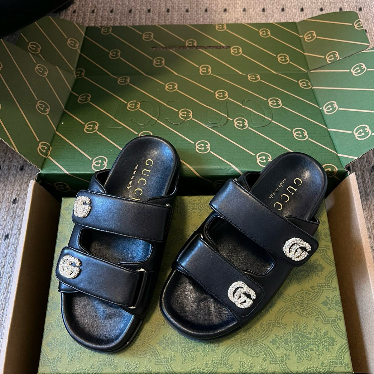 GG SANDALS