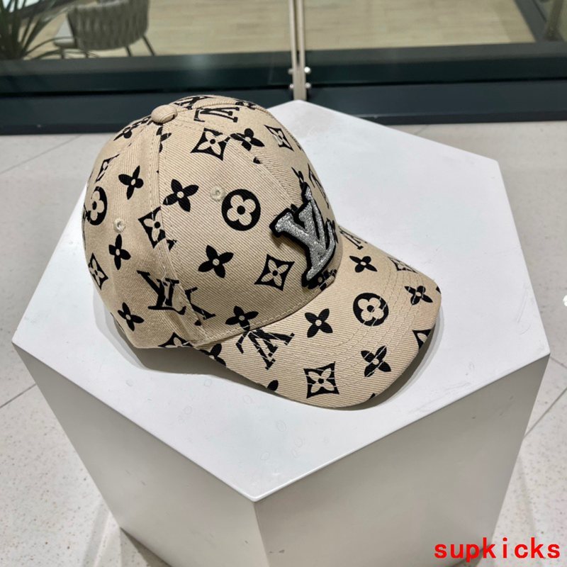 Louis Vuitton Luxury Cap