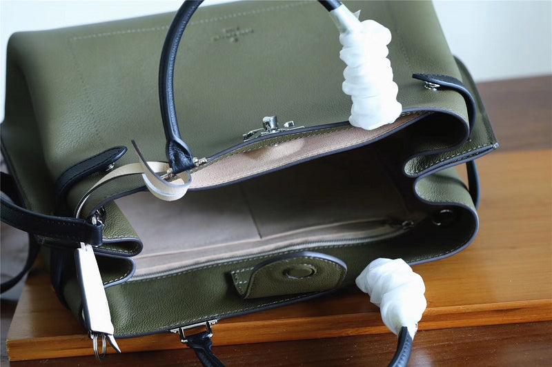 I W Fashion Lu-Vi bags - 8239