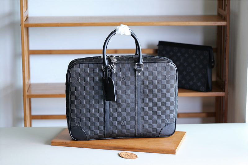 I W Fashion Lu-Vi bags - 9850