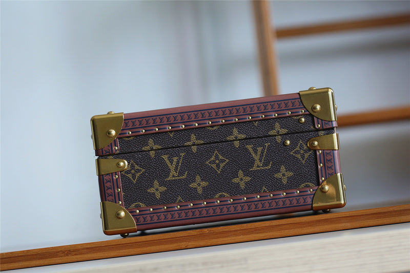 I W Fashion Lu-Vi bags - 9539