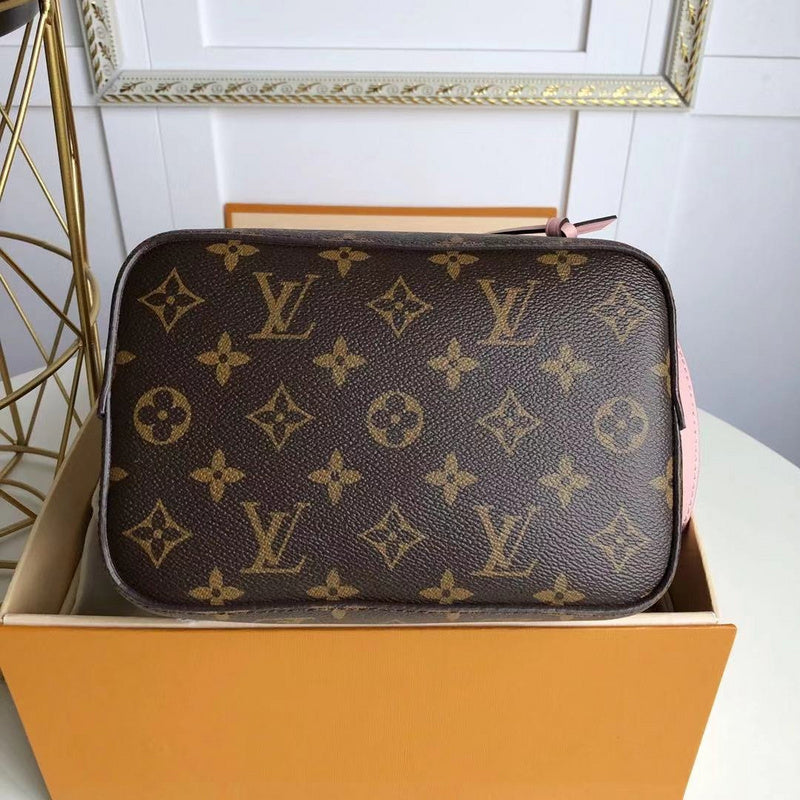 I W Fashion Lu-Vi bags - 17767