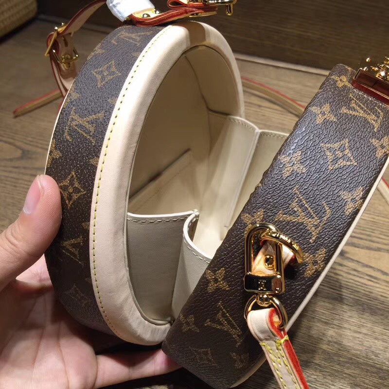 I W Fashion Lu-Vi bags - 17911