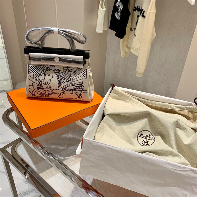 PHA - HMS Bags - 1261