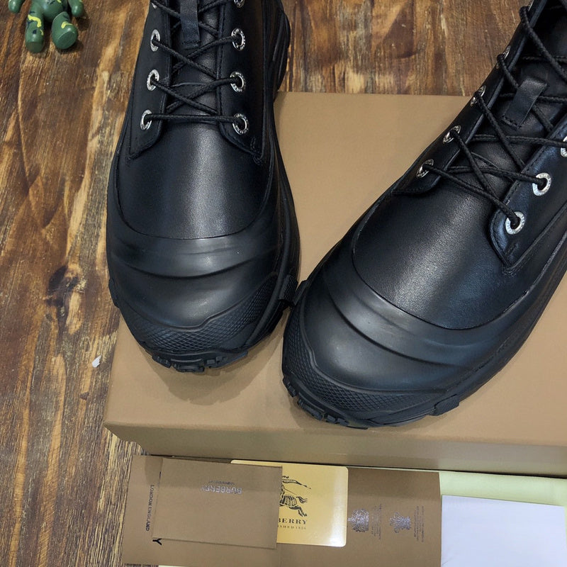 Burberry Luxury Shoes