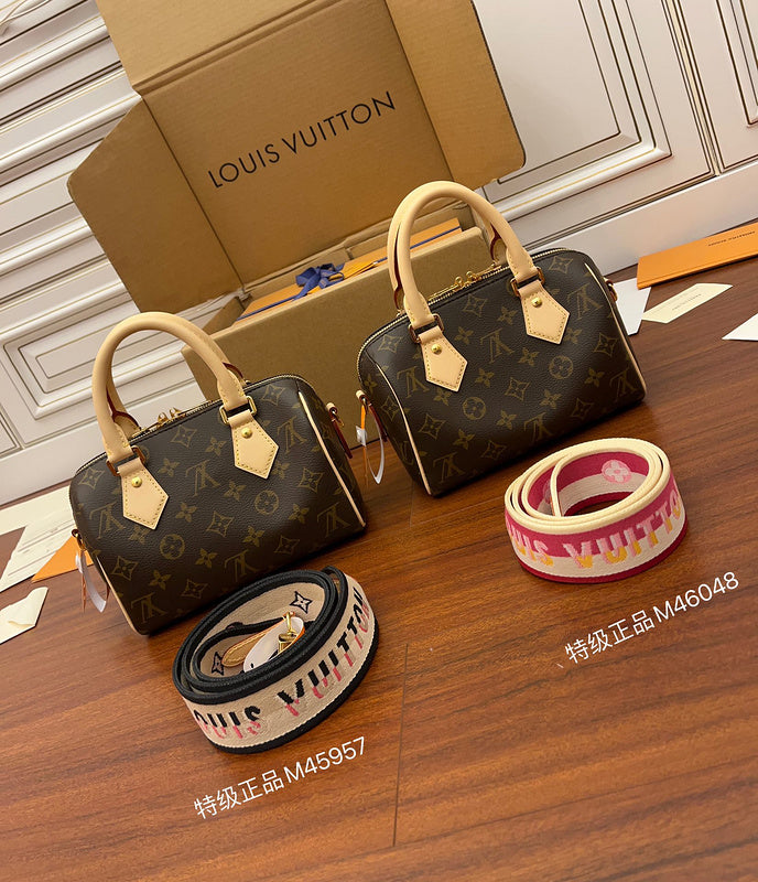 I W Fashion Lu-Vi Bags - 16707