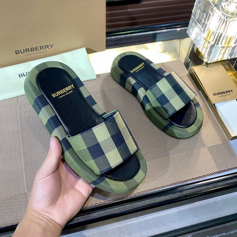 Burberry Luxury Shoes