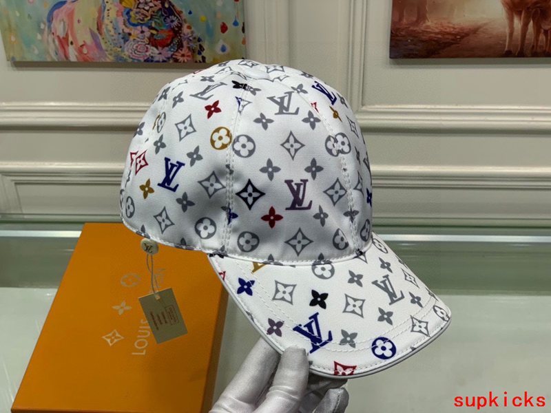 Louis Vuitton Luxury Cap