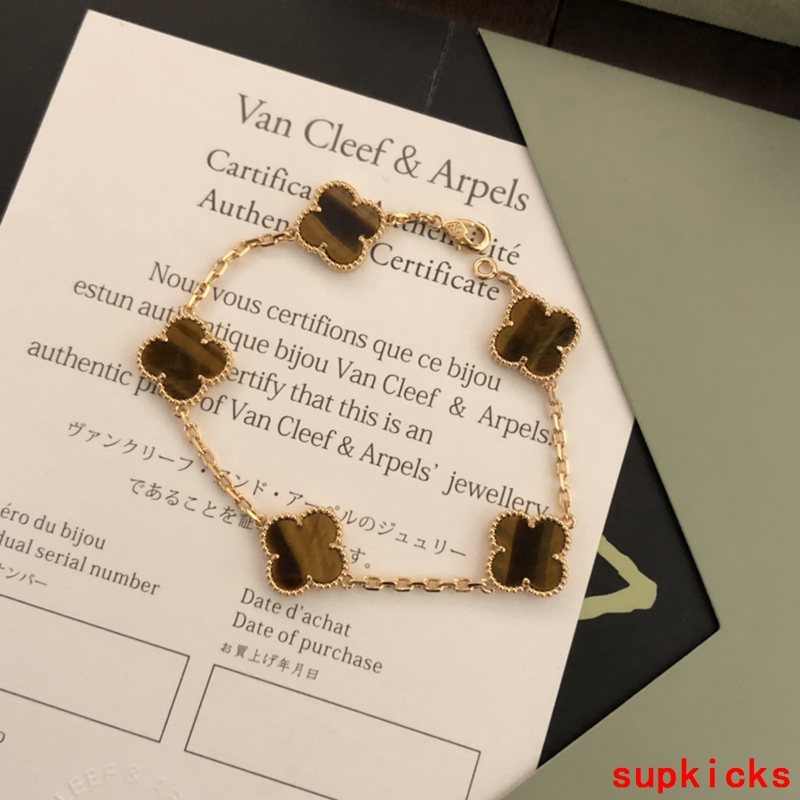 Van Cleef & Arples Jewelry