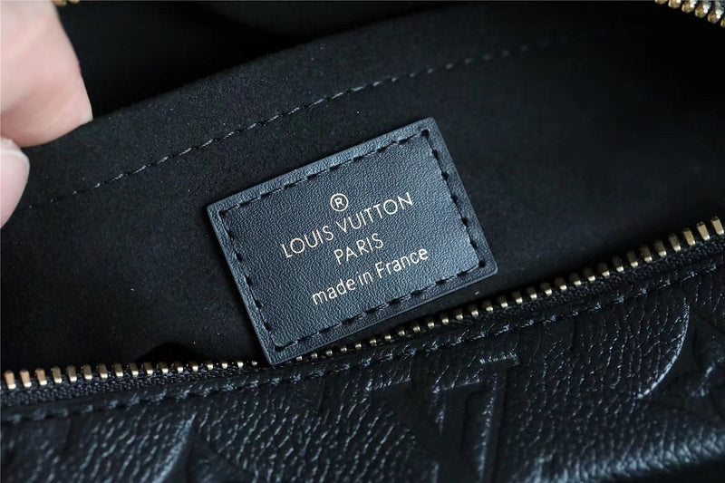 I W Fashion Lu-Vi bags - 8053