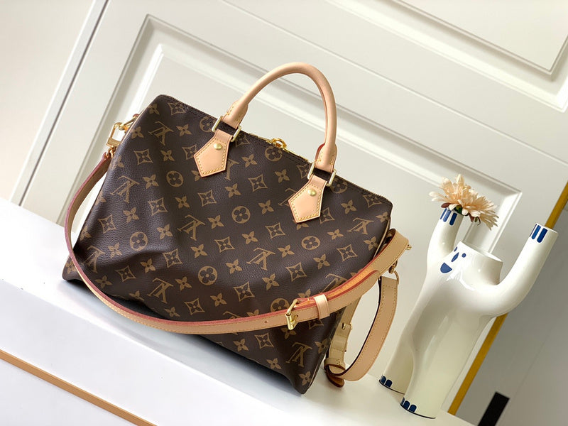 I W Fashion Lu-Vi Bags - 16877