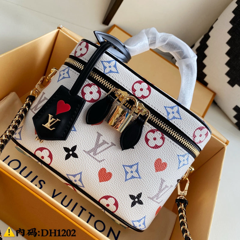 LOV2 Bags - Luxurious Bags  2678