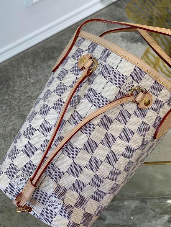 Mila's Edit - LOV Bags - 2960