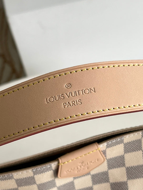 I W Fashion Lu-Vi bags - 17152