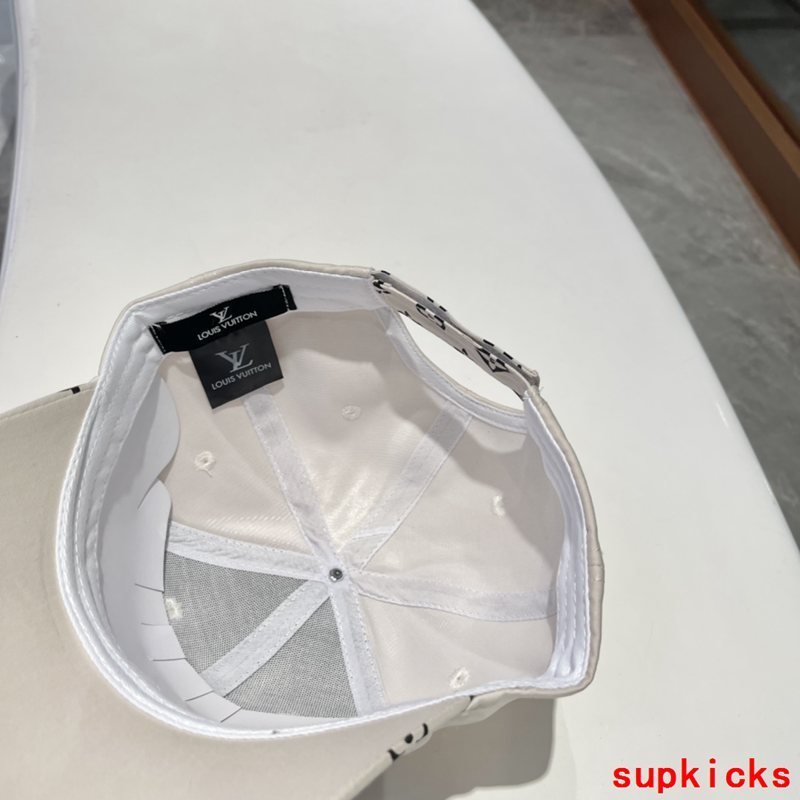 Louis Vuitton Luxury Cap