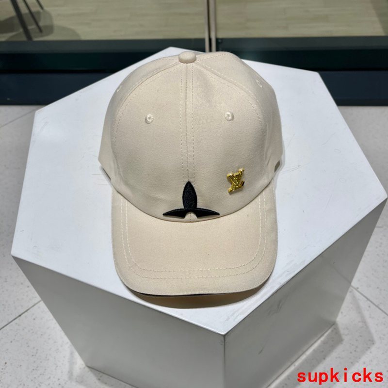 Louis Vuitton Luxury Cap