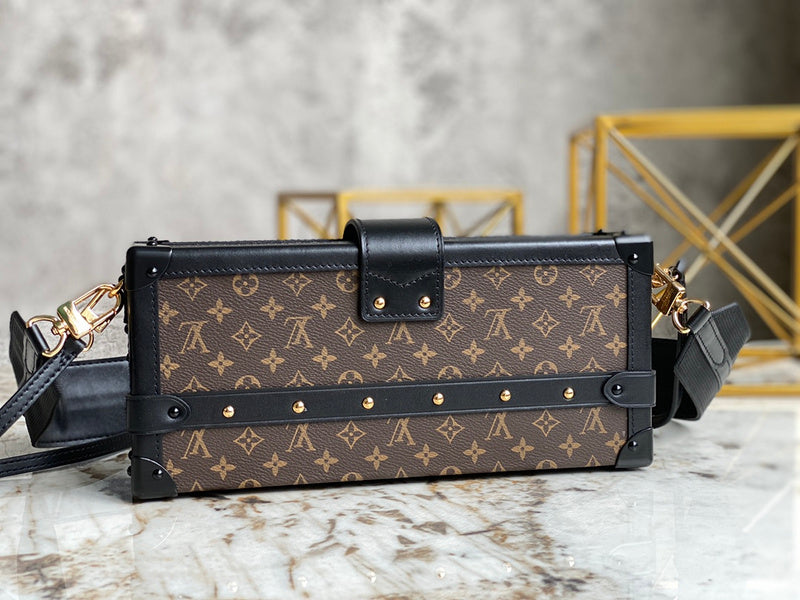 I W Fashion Lu-Vi Bags - 16681