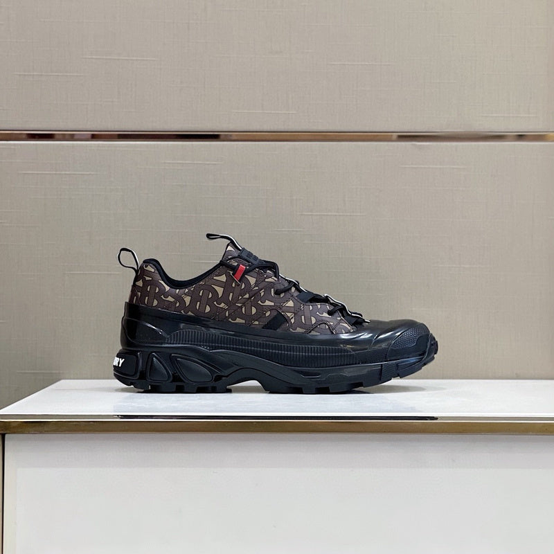 Burberry Luxury Shoes