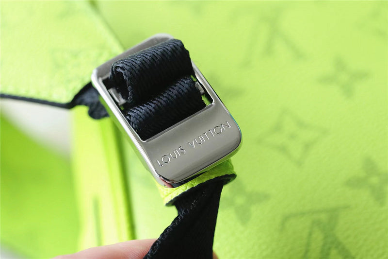 I W Fashion Lu-Vi bags - 9901
