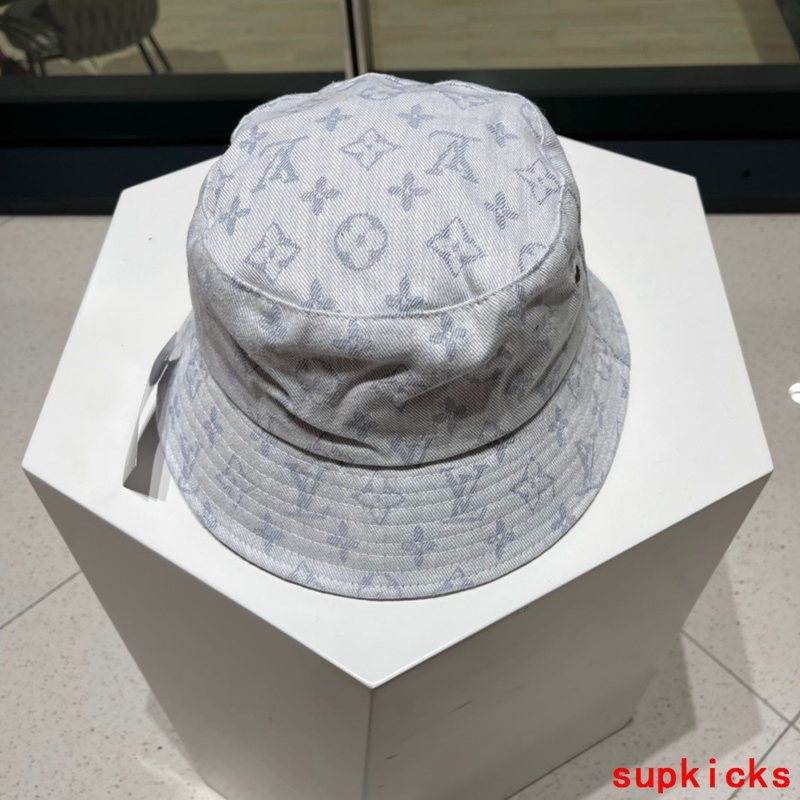 Louis Vuitton Luxury Cap