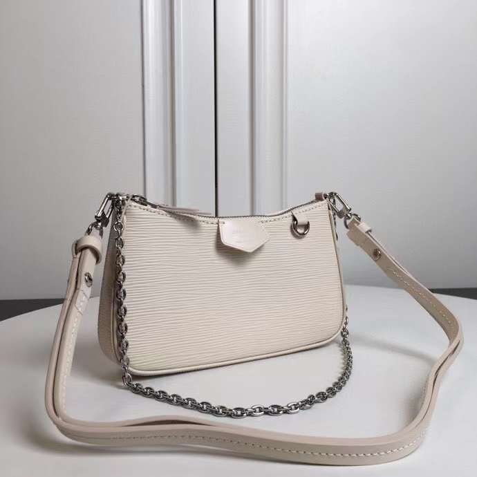 LOV2 Bags - Luxurious Bags  700
