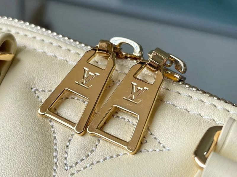 I W Fashion Lu-Vi Bags - 16616