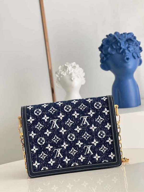 LOV2 Bags - Luxurious Bags  695
