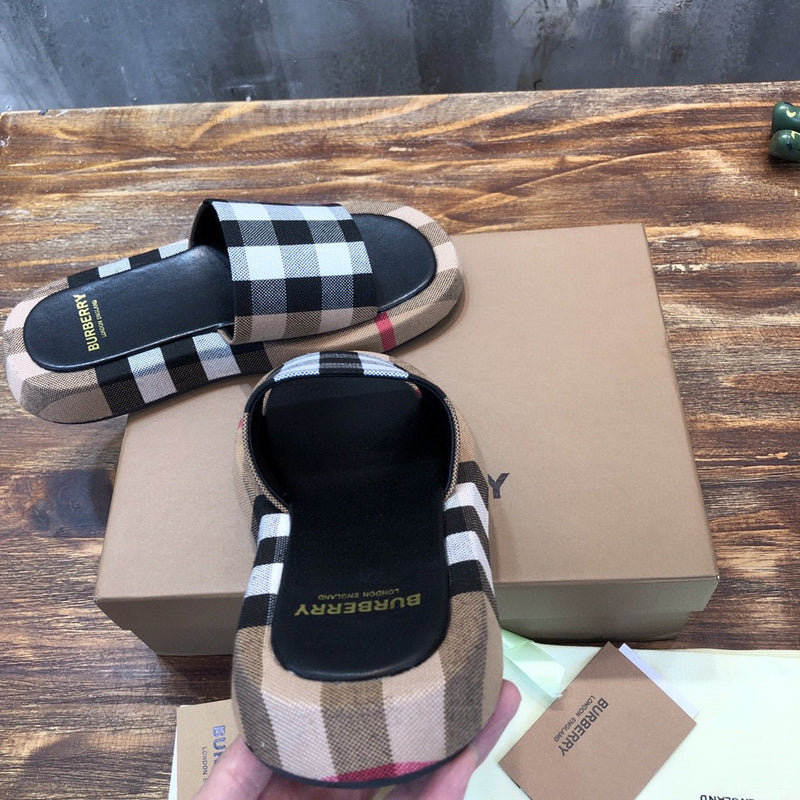 Burberry Luxury Shoes