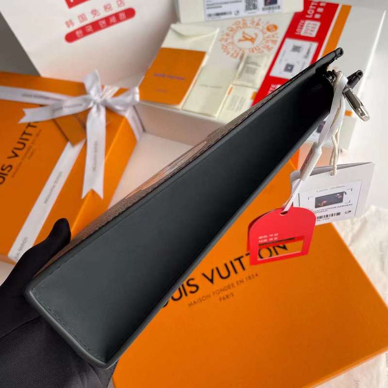 LOV2 Bags - Luxurious Bags  611