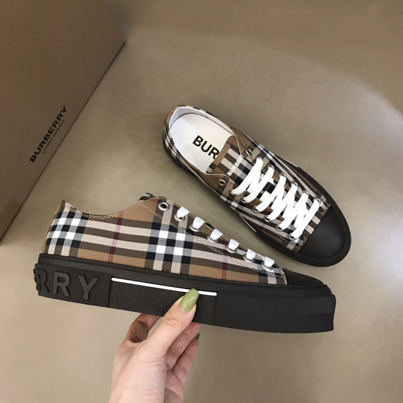 Burberry Luxury Shoes