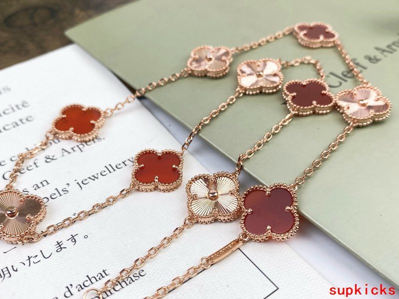 Van Cleef & Arples Jewelry
