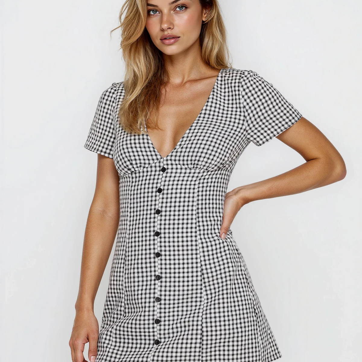 Lilia | Mini Dress with Button Front