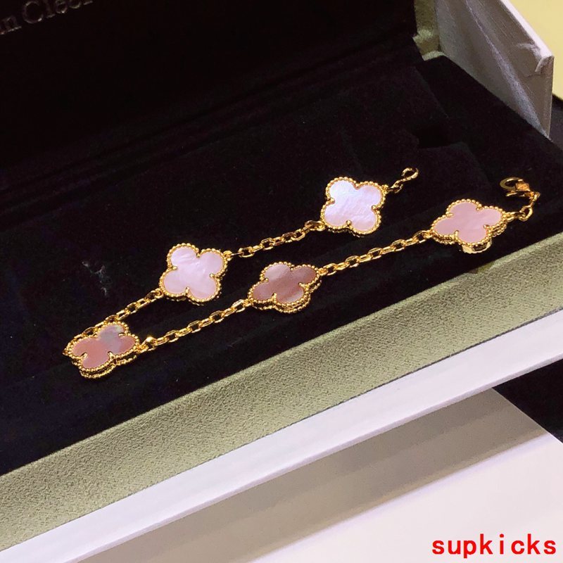 Van Cleef & Arples Jewelry