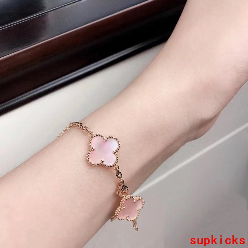 Van Cleef & Arples Jewelry