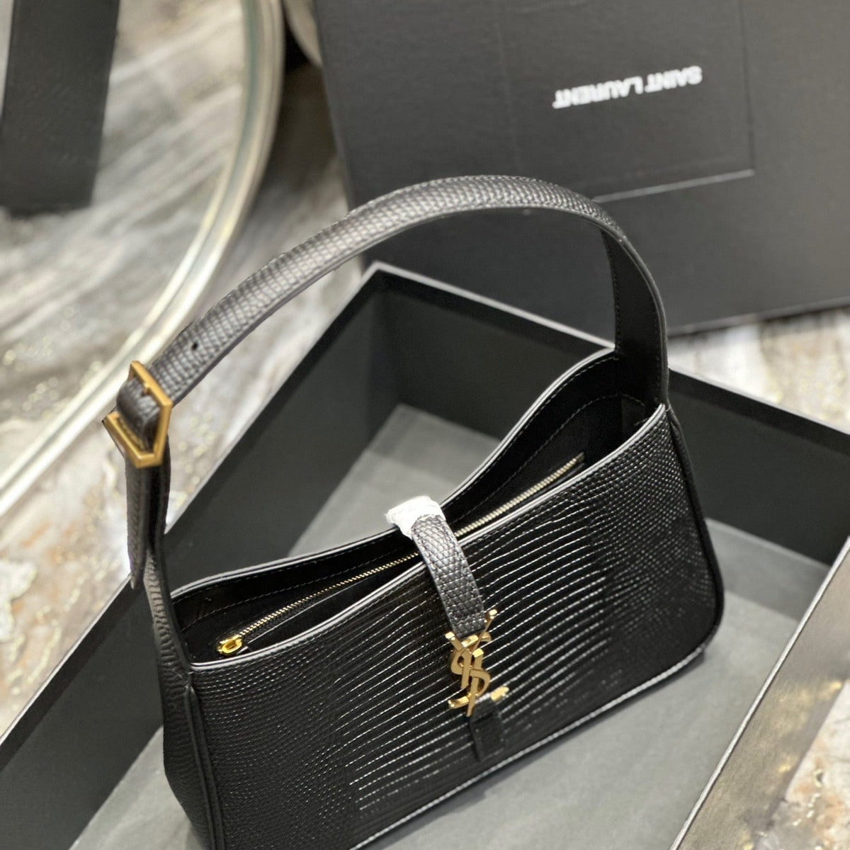 SL LE 5 A 7 HOBO BAG