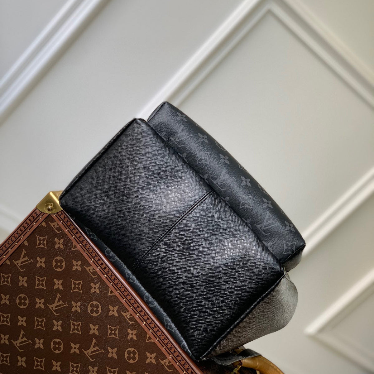 LOU DISCOVERY BACKPACK