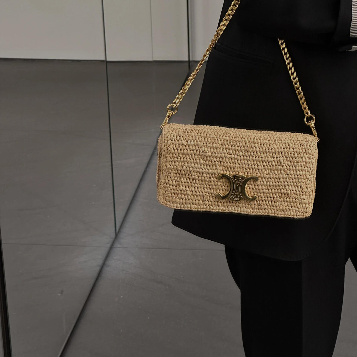 CEL MULTIPOCHETTE IN RAFFIA BAG