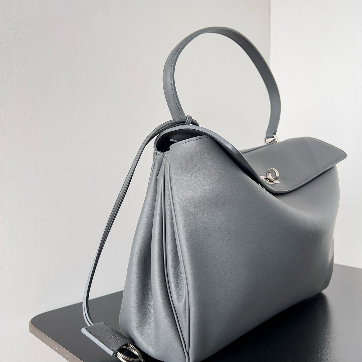 BAL MEDIUM RODEO BAG