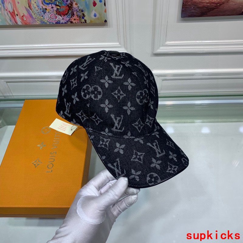 Louis Vuitton Luxury Cap