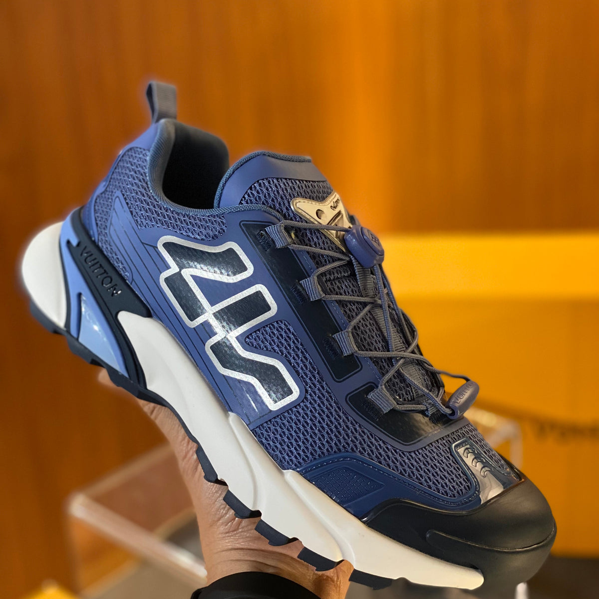 LOU RUNNER TATIC SNEAKER