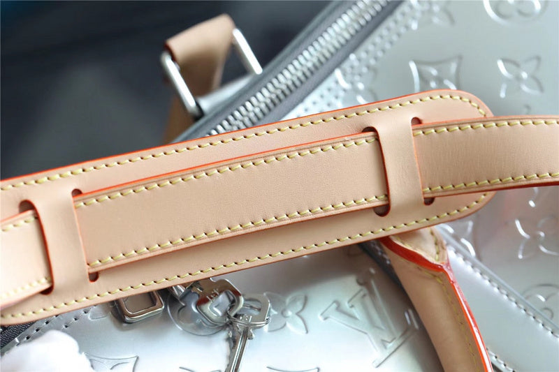 I W Fashion Lu-Vi bags - 11213