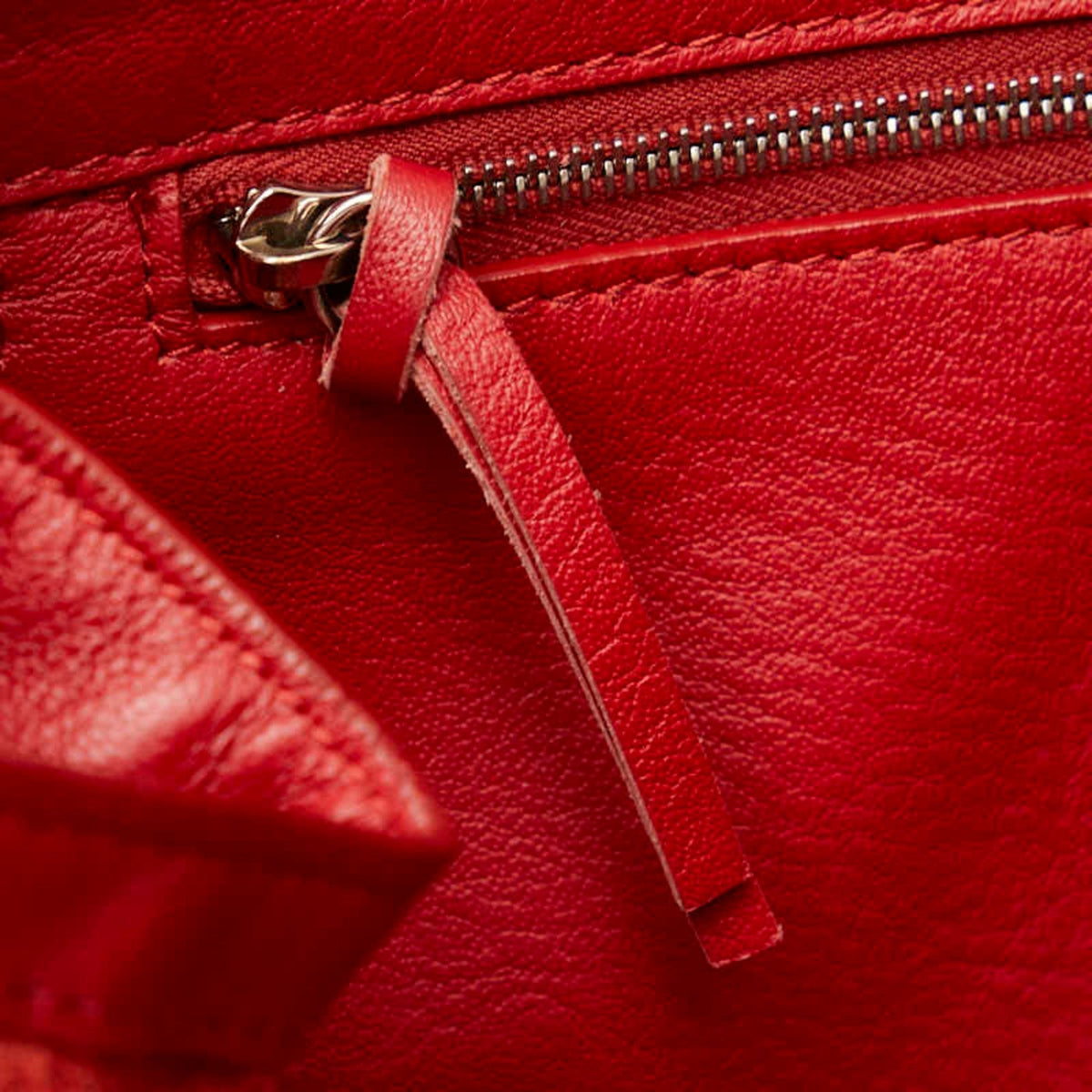 balenciaga PAPIER A6 ZIP AROUND Shoulder Bag