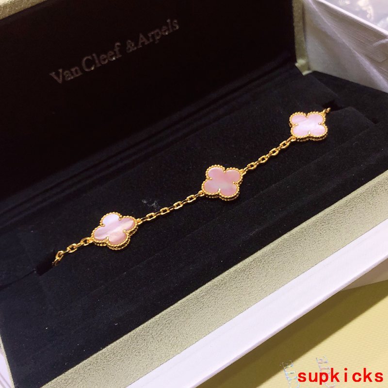Van Cleef & Arples Jewelry