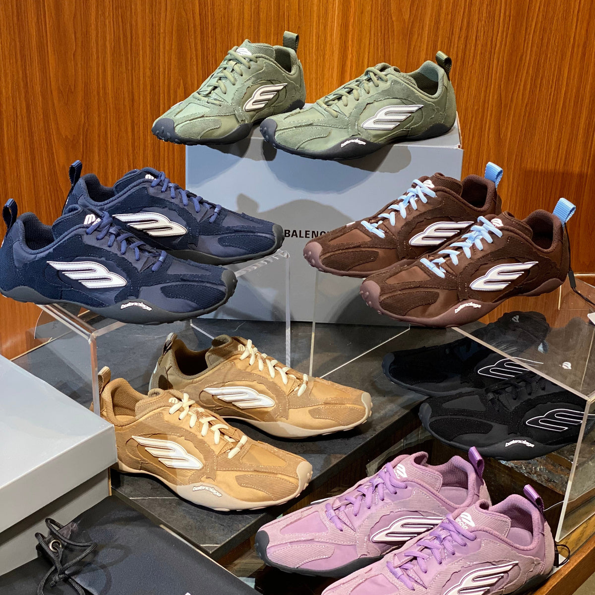 BAL MONDAY ULTRA SNEAKERS