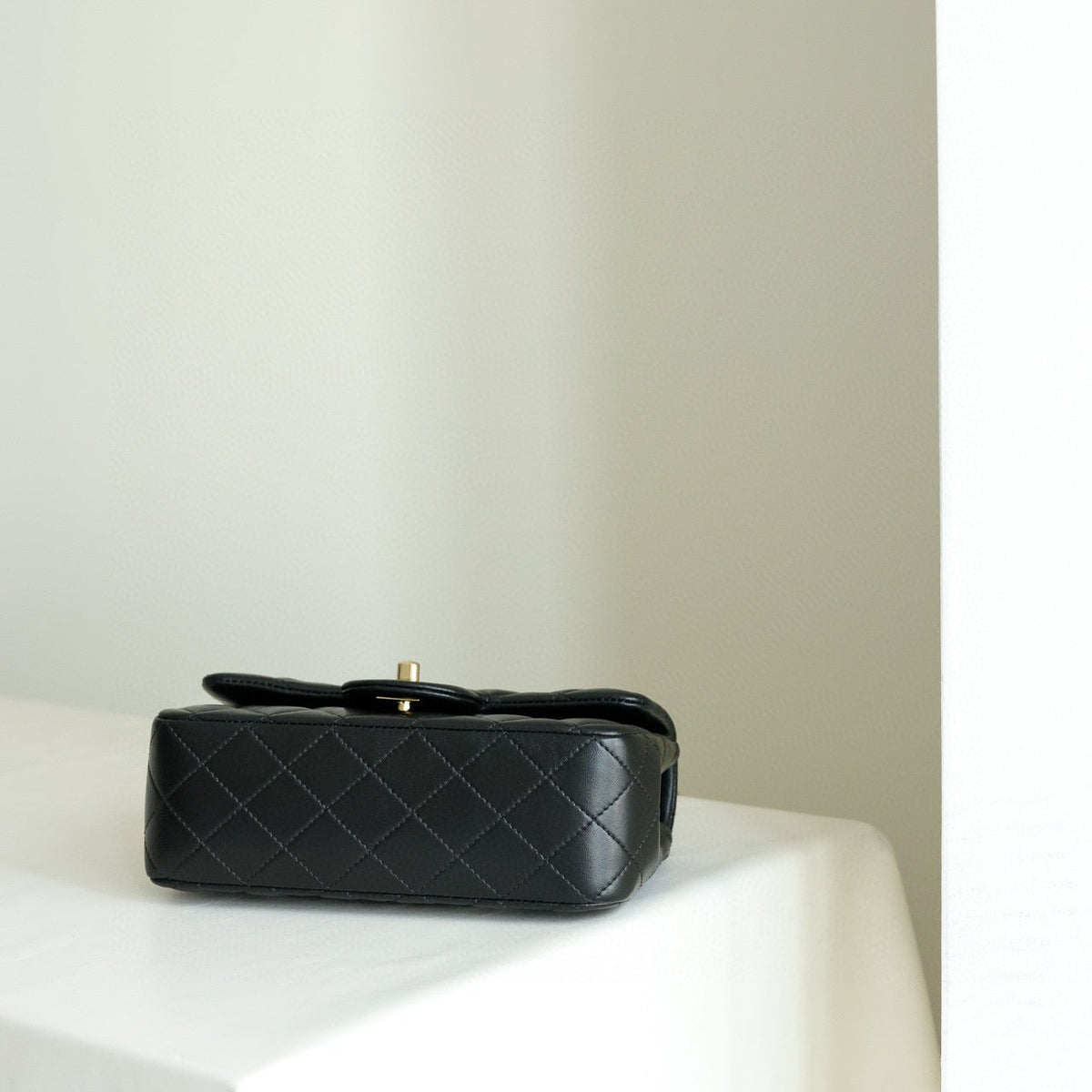 CC CLASSIC FLAP MINI BAG