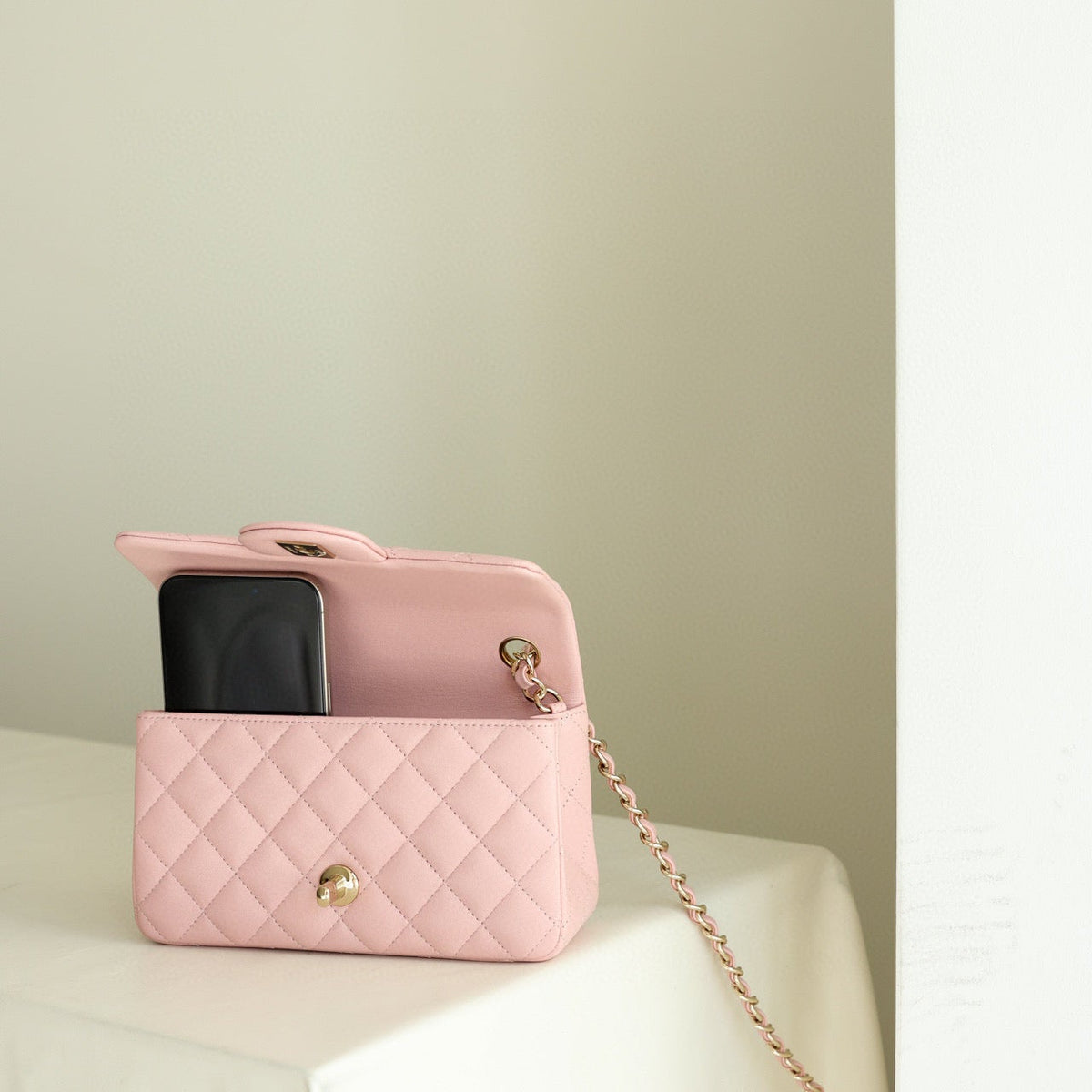 CC CLASSIC FLAP MINI BAG