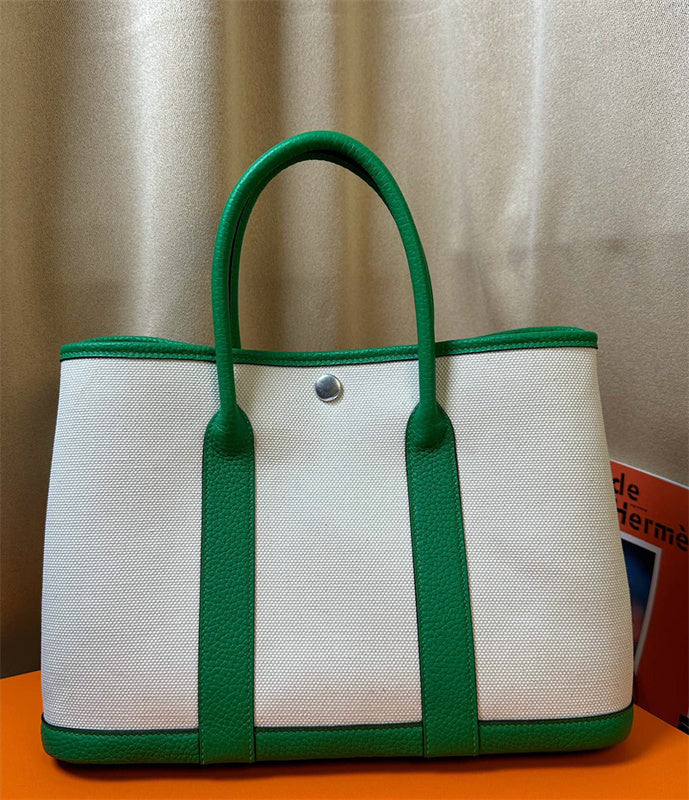 PHA - HMS Bags - 700