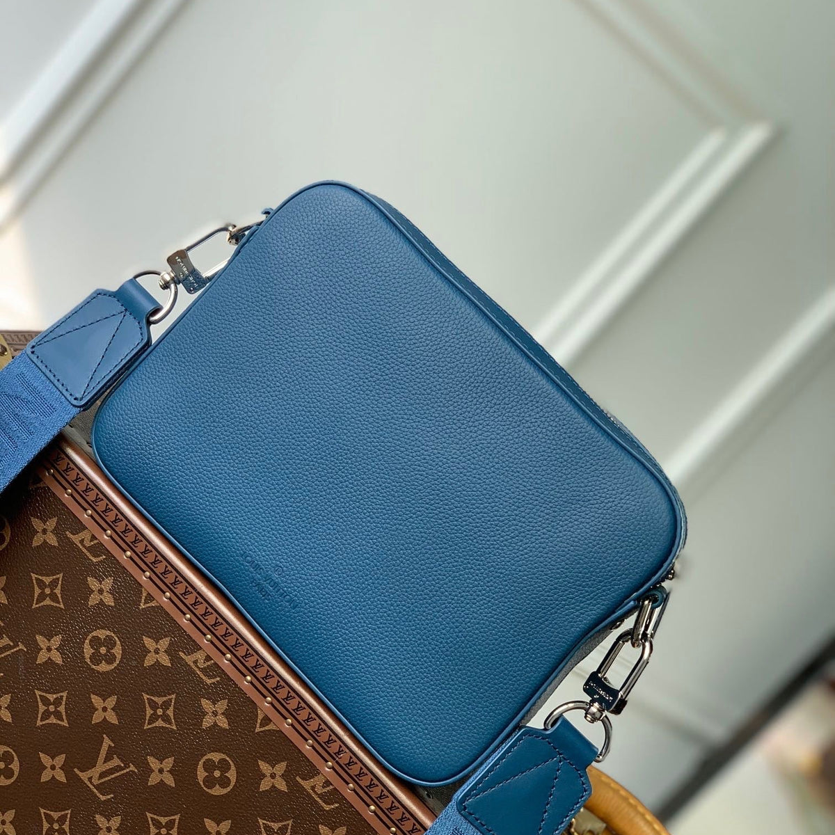 LOU FASTLINE MESSENGER BAG
