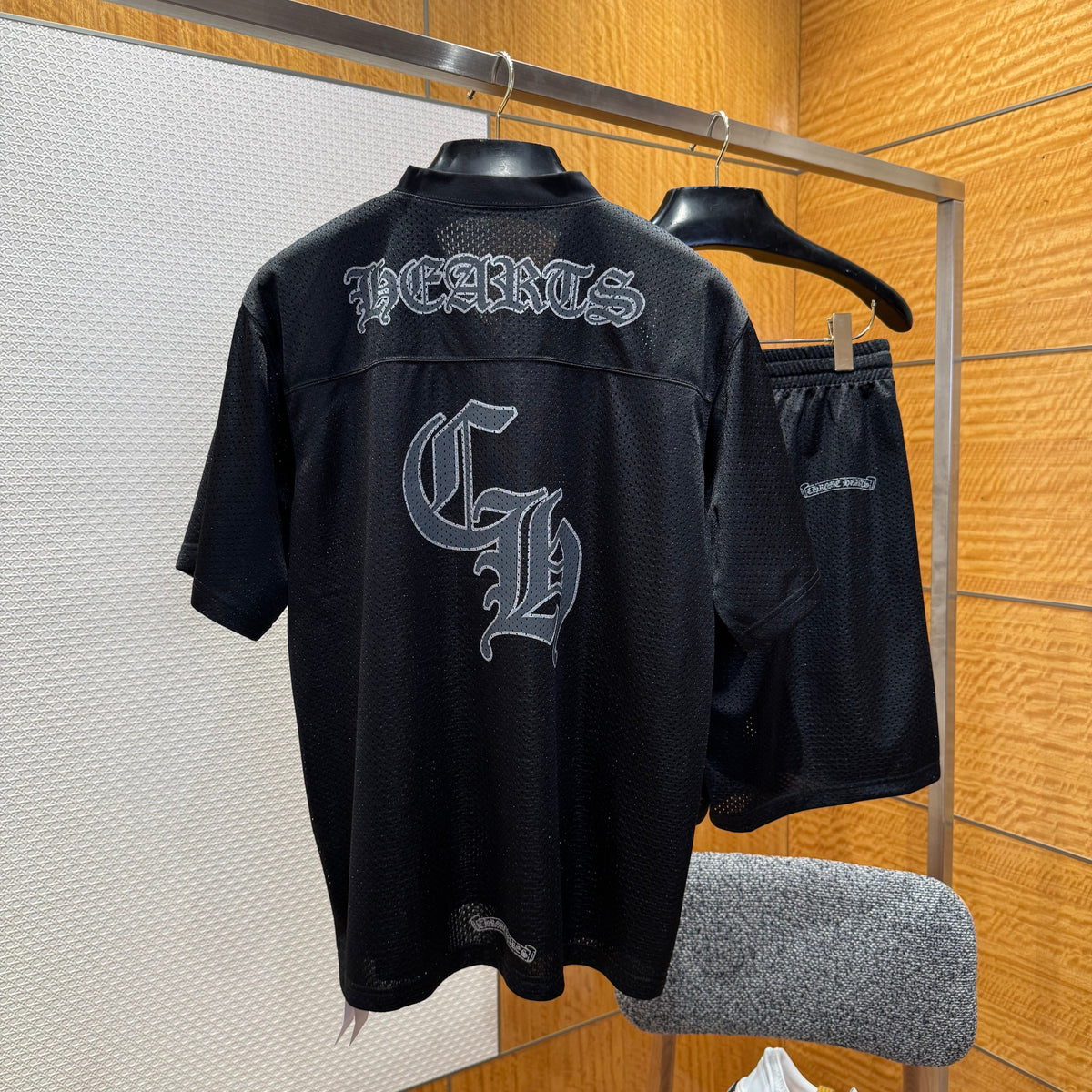 CHROME H T-SHIRT